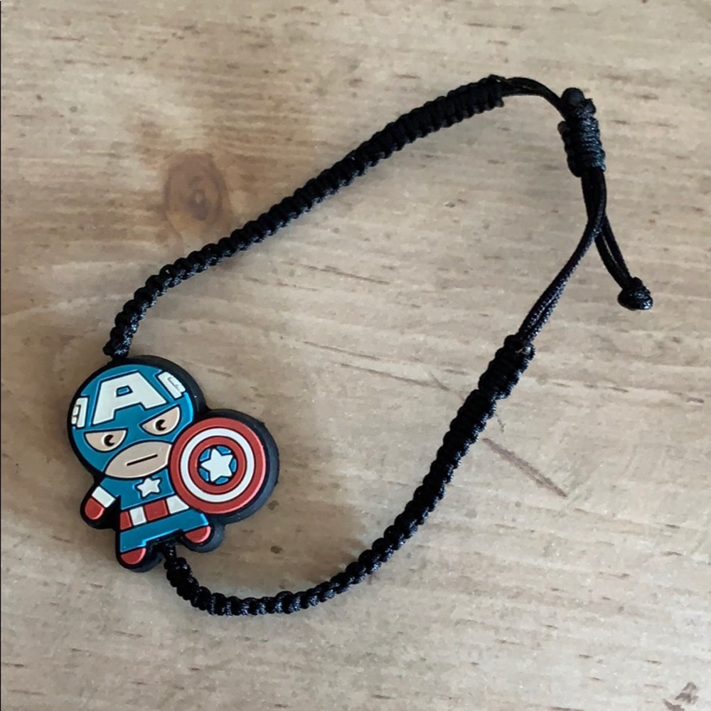 Captain America Tie Bracelet ❤️